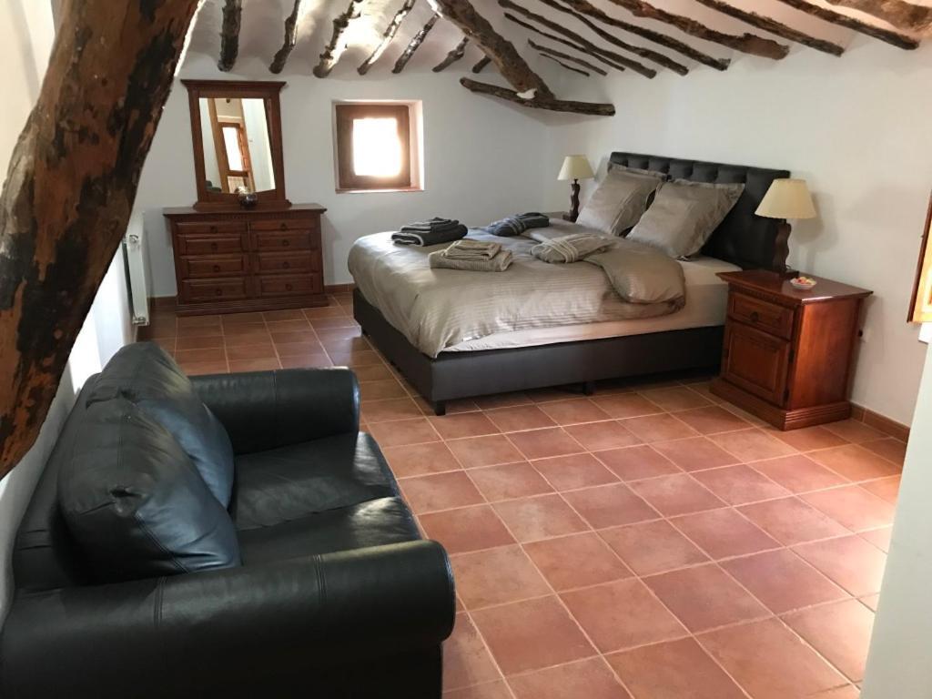 B&B Cortijo El Ciruelo Chirivel ภายนอก รูปภาพ